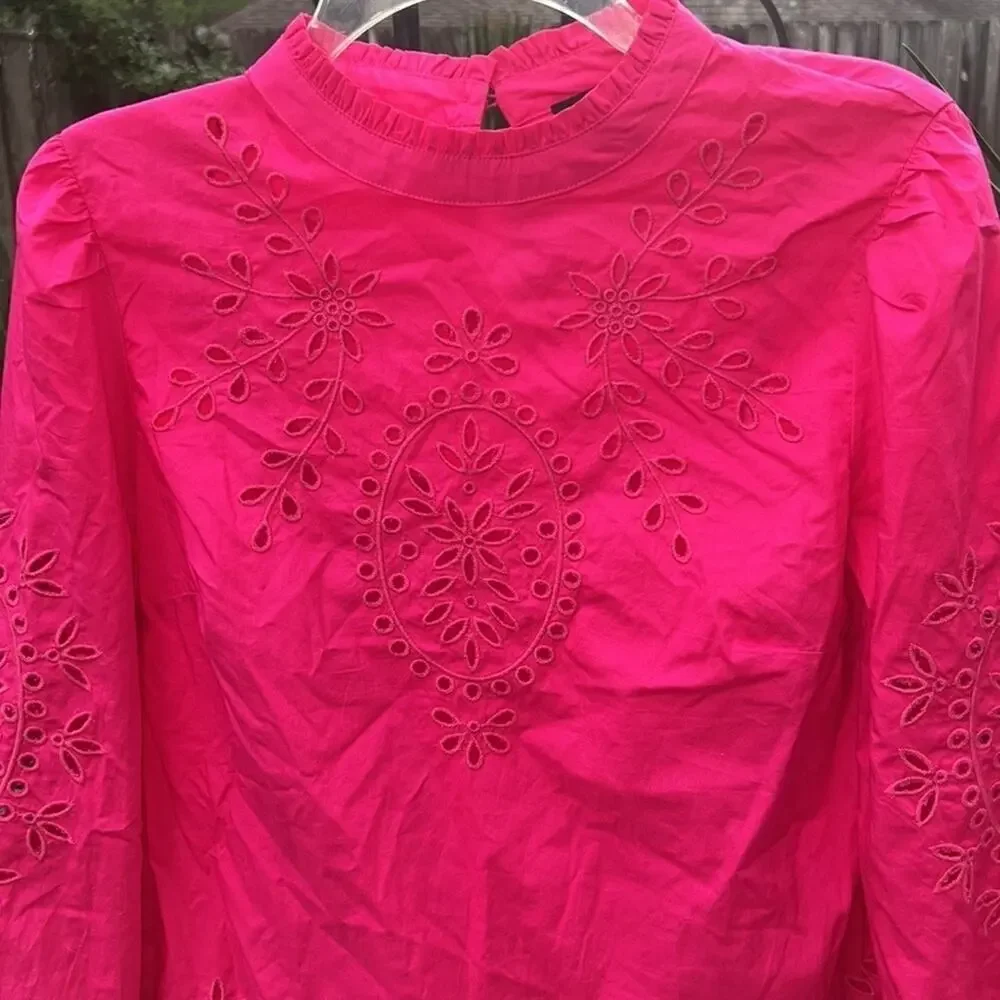 ▶️ J.Crew ◀️ Pink Mockneck Cotton Poplin Top with Embroidered Eyelet